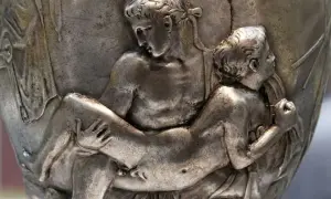Baśń o Narcyzie Owidiusza: tragiczne konsekwencje pychy i miłości