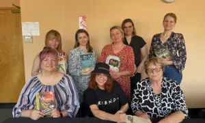 Najlepsi autorzy książek dla młodzieży, którzy zmieniają życie młodych czytelników