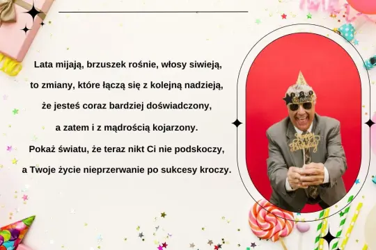 Wesoły pan w okularach i czapce urodzinowej, trzymający napis "Happy Birthday". Obok wierszyk, który może posłużyć jako śmieszne wierszyki dla koleżanki.